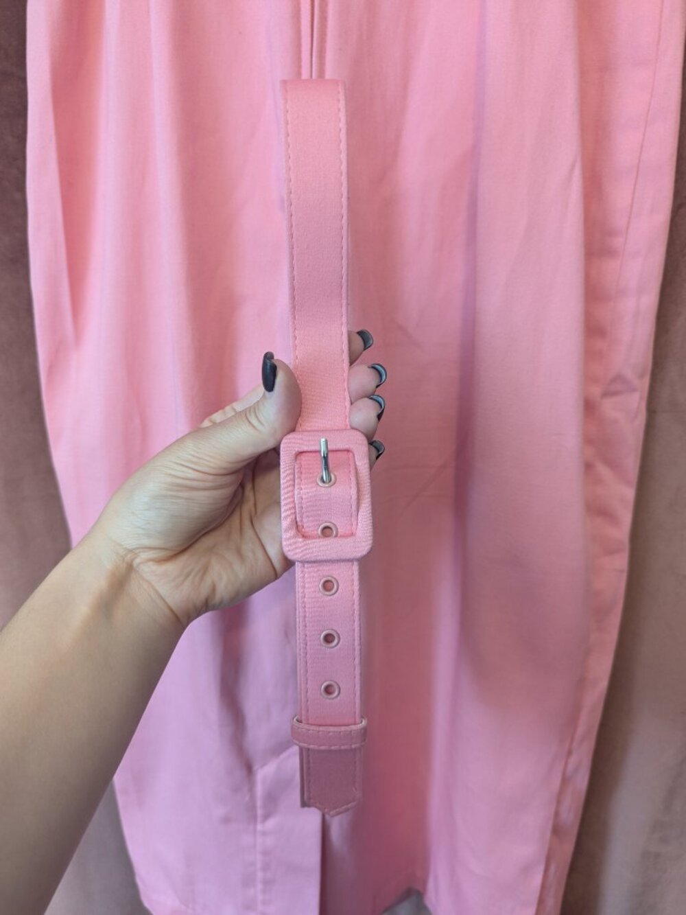 Pink Jayne Wiggle Dress from Pinup Couture, Pinup Girl Clothing (PUG) - Picture 3 of 7